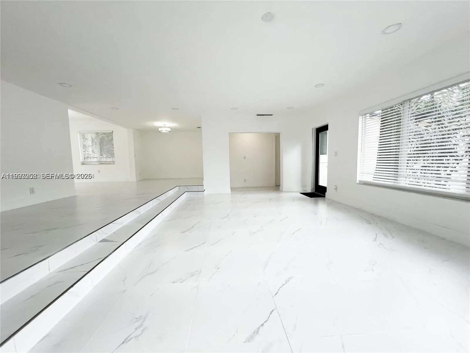 5401 W Broward Blvd, Plantation, Florida 33317, Plantation, Florida 33317, 4 Bedrooms Bedrooms, ,3 BathroomsBathrooms,Residential,For Sale,5401 W Broward Blvd, Plantation, Florida 33317,A11993258