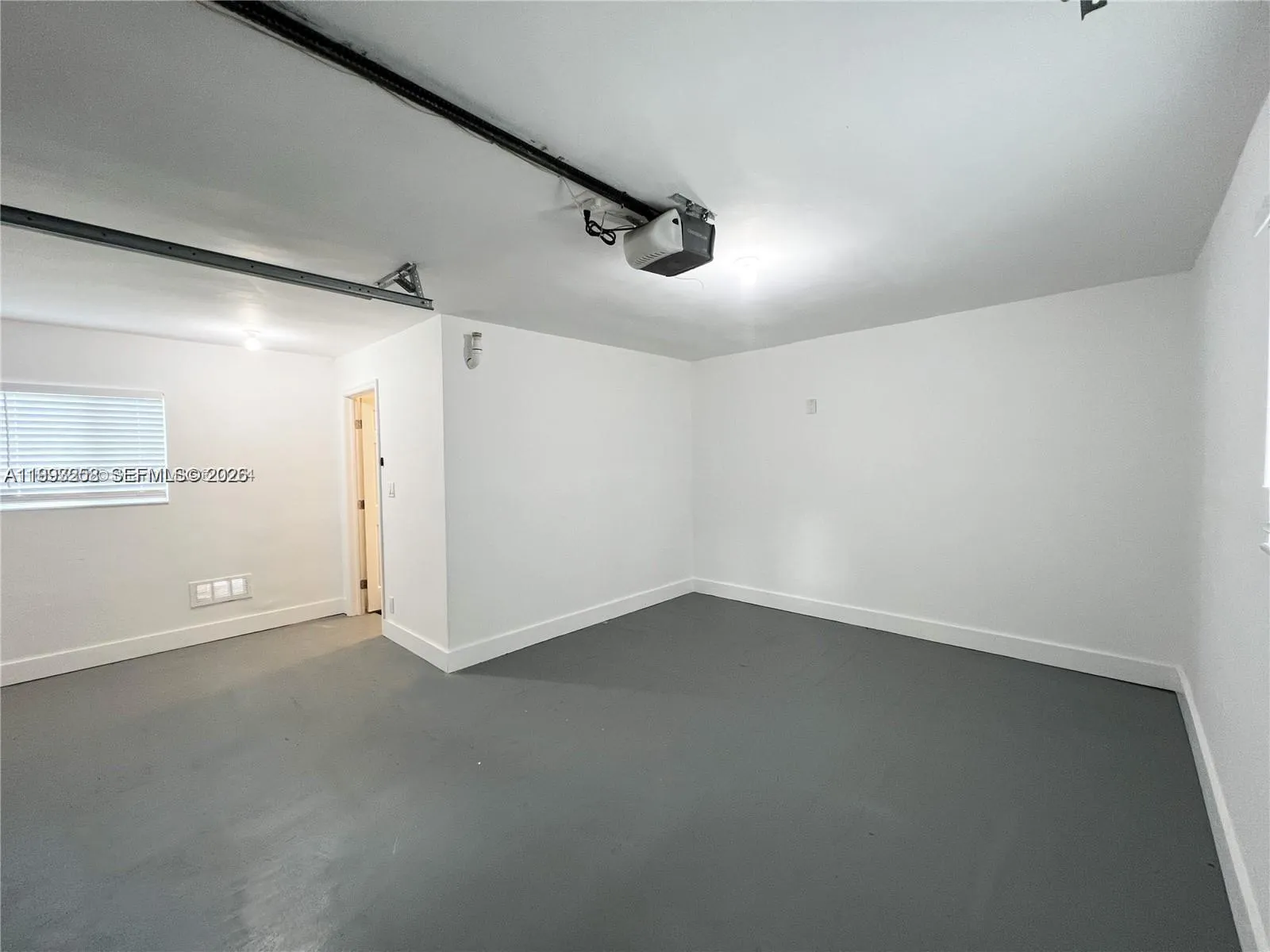 5401 W Broward Blvd, Plantation, Florida 33317, Plantation, Florida 33317, 4 Bedrooms Bedrooms, ,3 BathroomsBathrooms,Residential,For Sale,5401 W Broward Blvd, Plantation, Florida 33317,A11993258