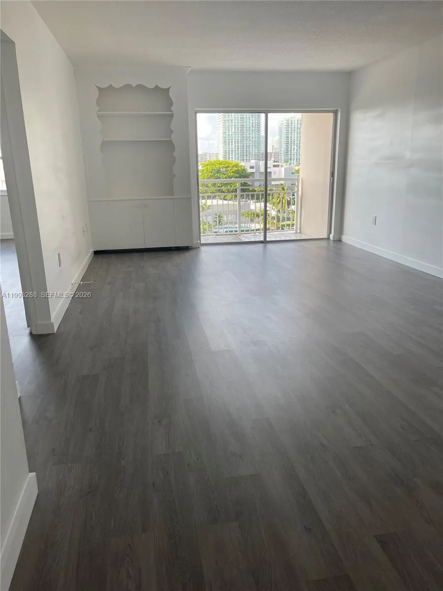 400 Kings Point Dr 627, Sunny Isles Beach, Florida, Sunny Isles Beach, Florida 33160, 1 Bedroom Bedrooms, ,1 BathroomBathrooms,Residential Lease,For Rent,400 Kings Point Dr 627, Sunny Isles Beach, Florida,A11993288