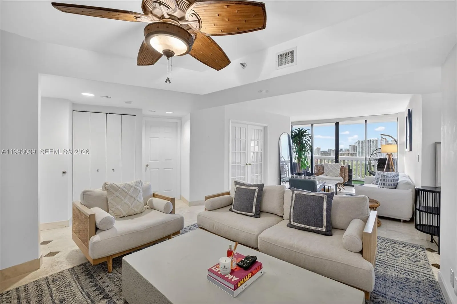 1000 Island Blvd 2105, Aventura, Florida 33160, Aventura, Florida 33160, 2 Bedrooms Bedrooms, ,2 BathroomsBathrooms,Residential Lease,For Rent,1000 Island Blvd 2105, Aventura, Florida 33160,A11993039