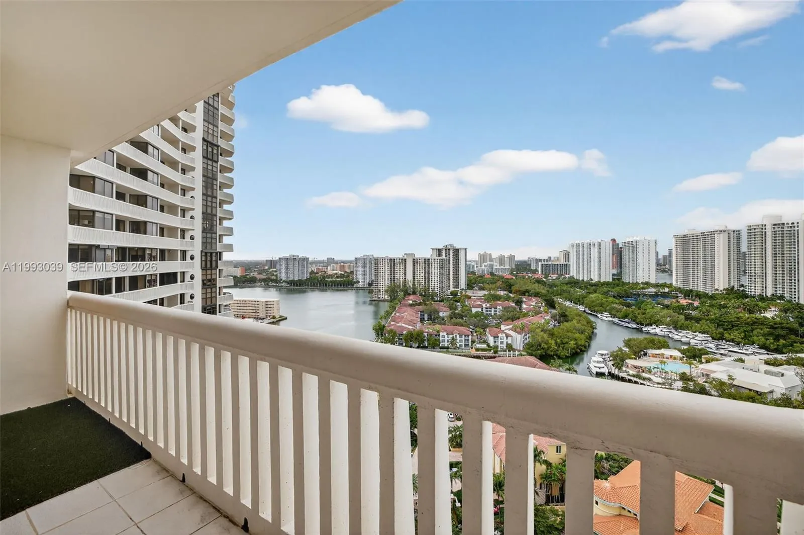 1000 Island Blvd 2105, Aventura, Florida 33160, Aventura, Florida 33160, 2 Bedrooms Bedrooms, ,2 BathroomsBathrooms,Residential Lease,For Rent,1000 Island Blvd 2105, Aventura, Florida 33160,A11993039