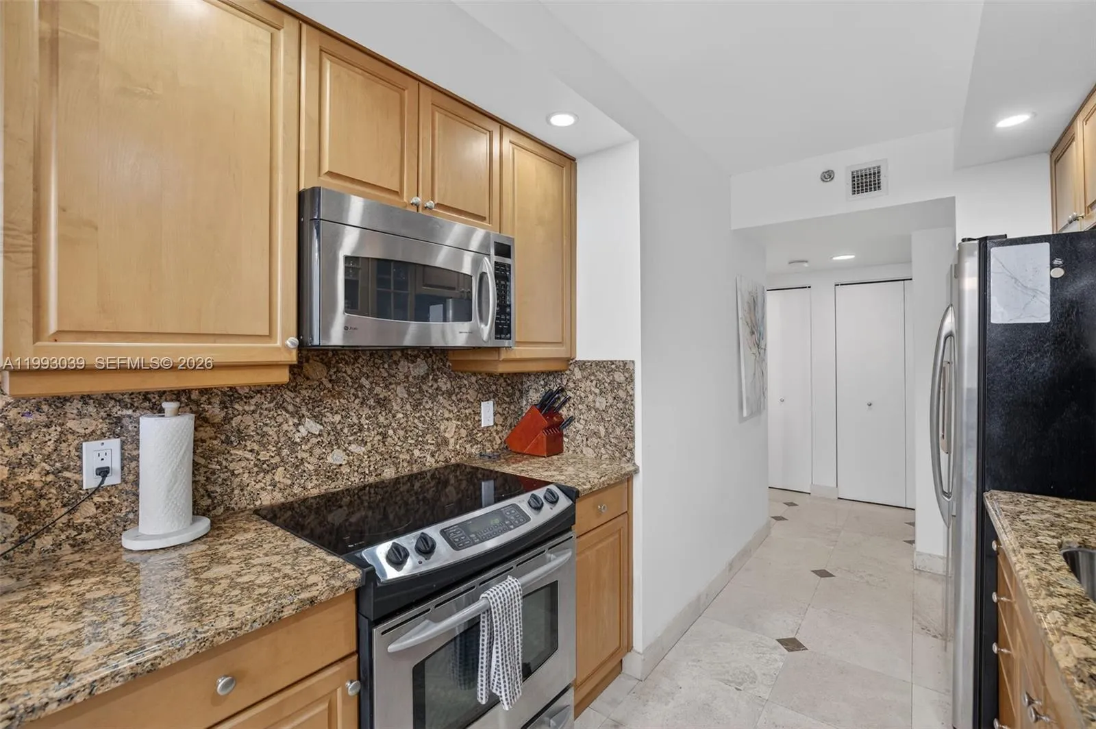1000 Island Blvd 2105, Aventura, Florida 33160, Aventura, Florida 33160, 2 Bedrooms Bedrooms, ,2 BathroomsBathrooms,Residential Lease,For Rent,1000 Island Blvd 2105, Aventura, Florida 33160,A11993039