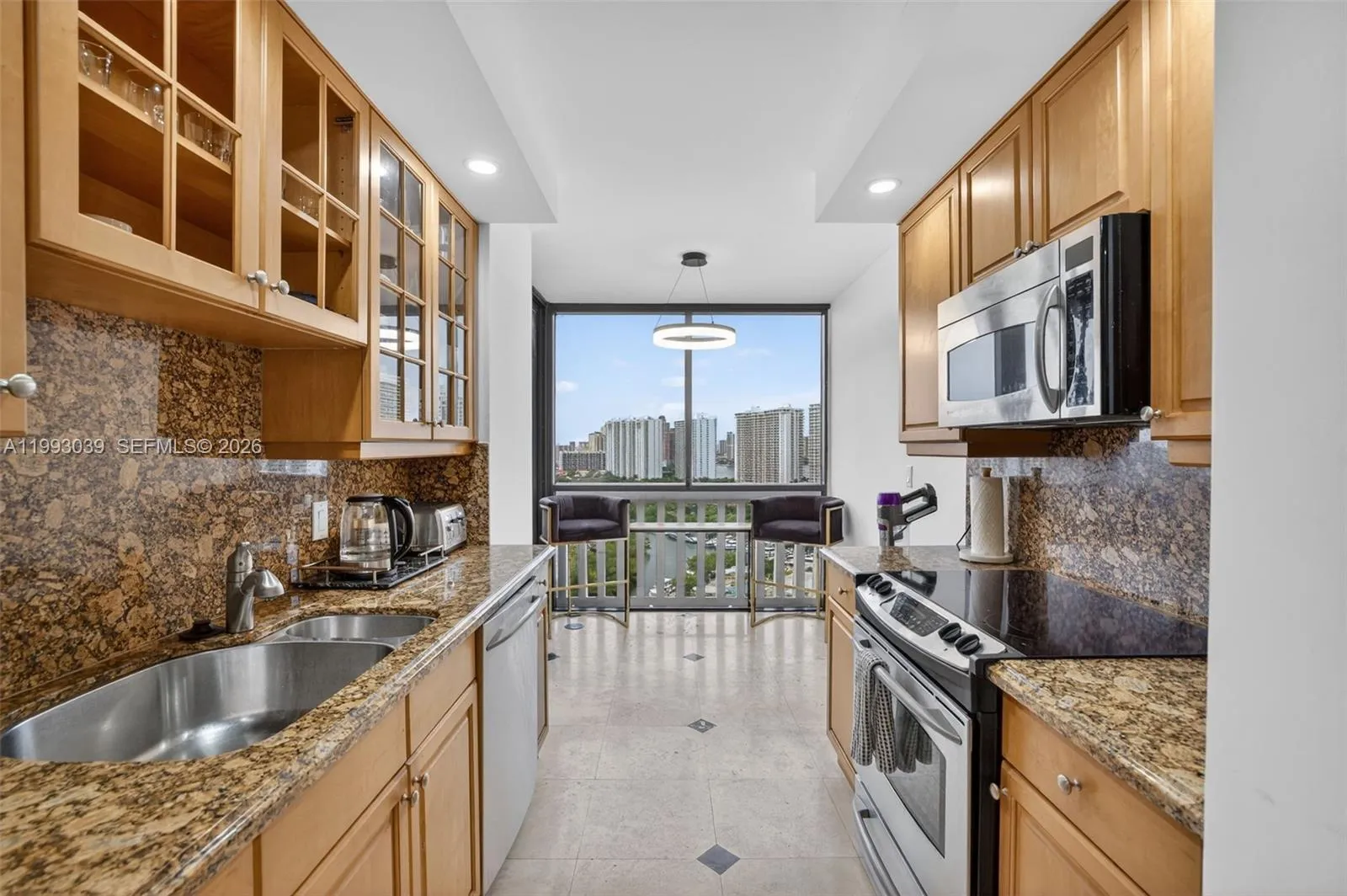 1000 Island Blvd 2105, Aventura, Florida 33160, Aventura, Florida 33160, 2 Bedrooms Bedrooms, ,2 BathroomsBathrooms,Residential Lease,For Rent,1000 Island Blvd 2105, Aventura, Florida 33160,A11993039