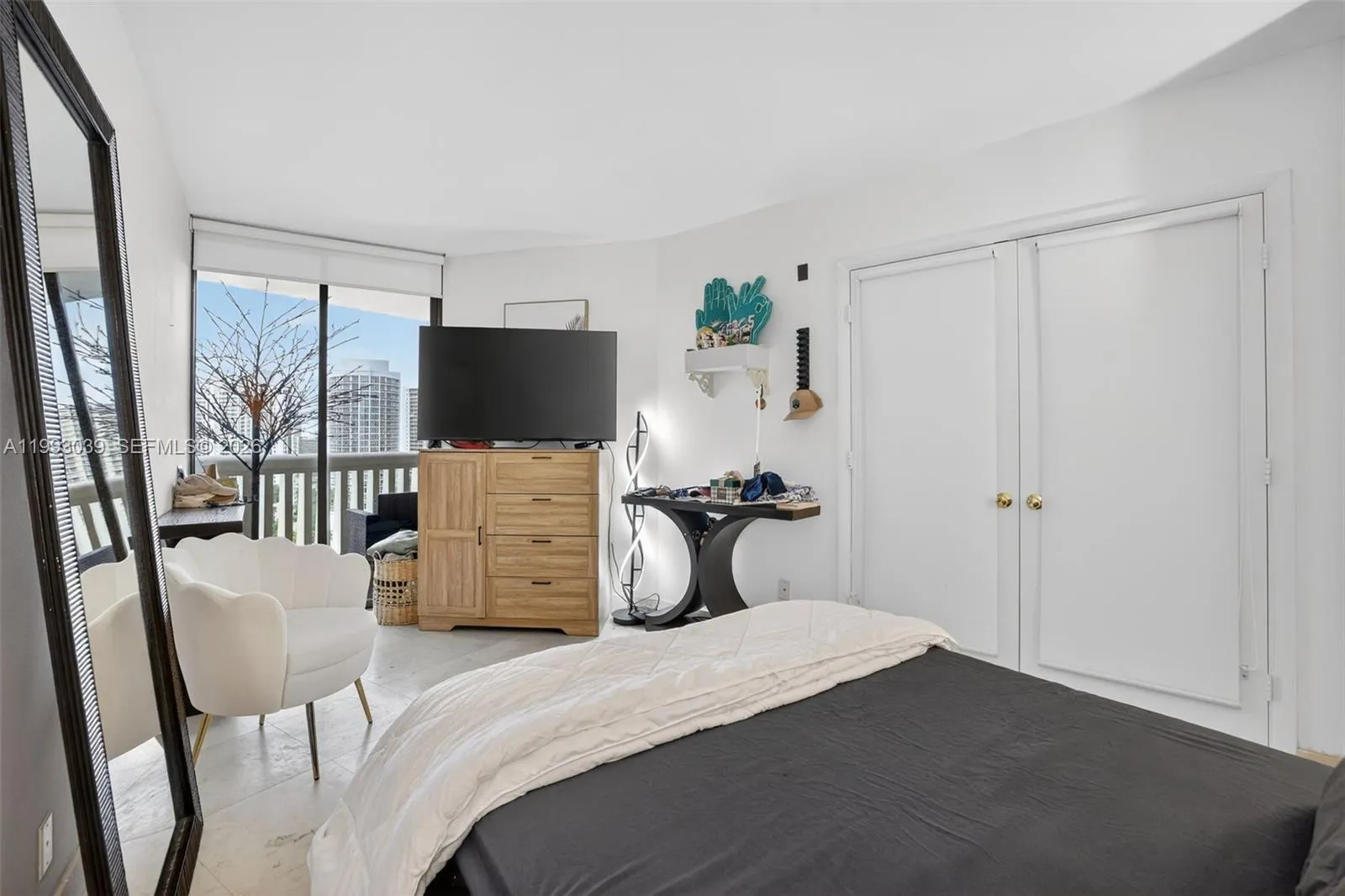 1000 Island Blvd 2105, Aventura, Florida 33160, Aventura, Florida 33160, 2 Bedrooms Bedrooms, ,2 BathroomsBathrooms,Residential Lease,For Rent,1000 Island Blvd 2105, Aventura, Florida 33160,A11993039