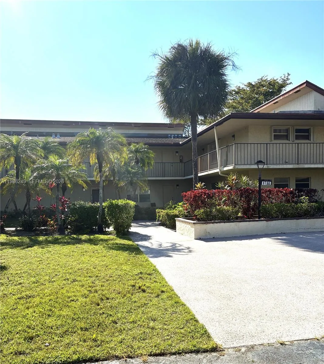 8791 Holly Ct 103, Tamarac, Florida 33321, Tamarac, Florida 33321, 2 Bedrooms Bedrooms, 1 Room Rooms,2 BathroomsBathrooms,Residential,For Sale,8791 Holly Ct 103, Tamarac, Florida 33321,A11986249