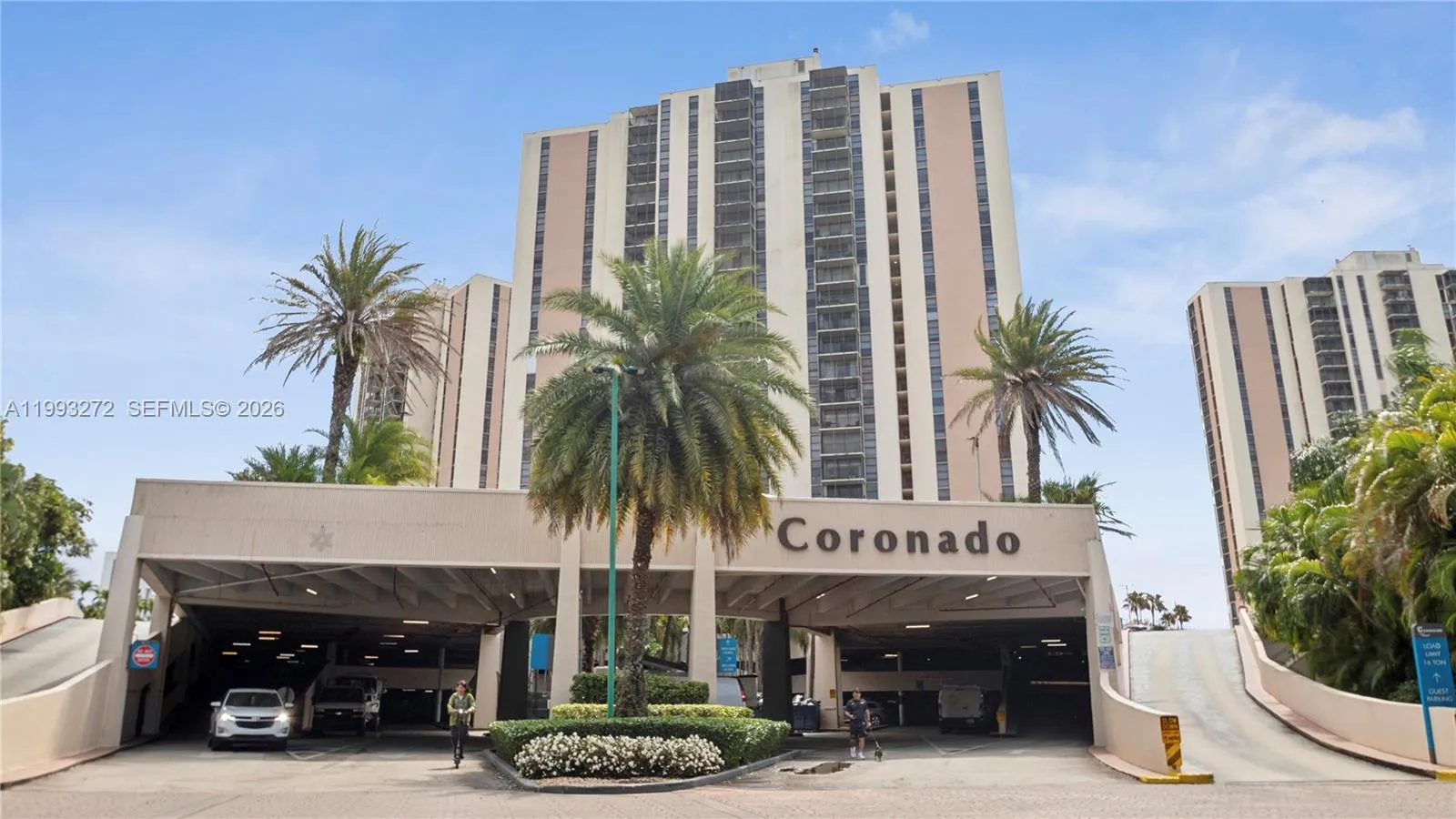 20301 W Country Club Dr 526, Aventura, Florida 331, Aventura, Florida 33180, 2 Bedrooms Bedrooms, ,2 BathroomsBathrooms,Residential,For Sale,20301 W Country Club Dr 526, Aventura, Florida 331,A11993272
