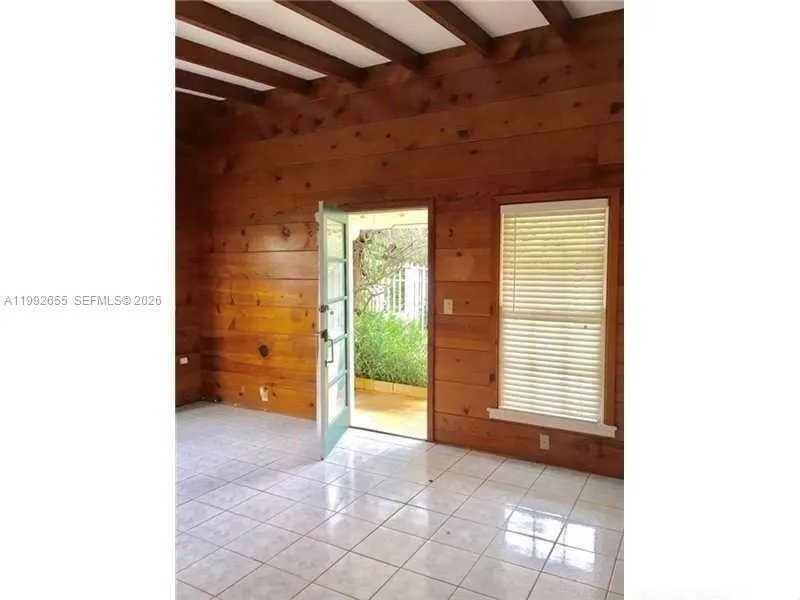 809 Ne 17th Ave 1, Fort Lauderdale, Florida 33304, Fort Lauderdale, Florida 33304, 1 Bedroom Bedrooms, ,1 BathroomBathrooms,Residential Lease,For Rent,809 Ne 17th Ave 1, Fort Lauderdale, Florida 33304,A11992655