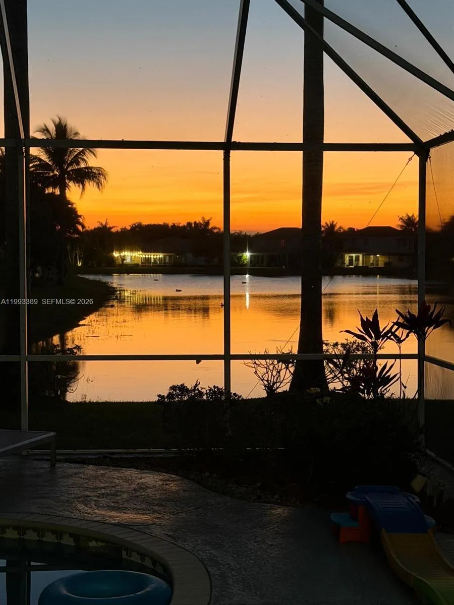 4451 E Seneca Ave, Weston, Florida 33332, Weston, Florida 33332, 5 Bedrooms Bedrooms, ,4 BathroomsBathrooms,Residential Lease,For Rent,4451 E Seneca Ave, Weston, Florida 33332,A11993389