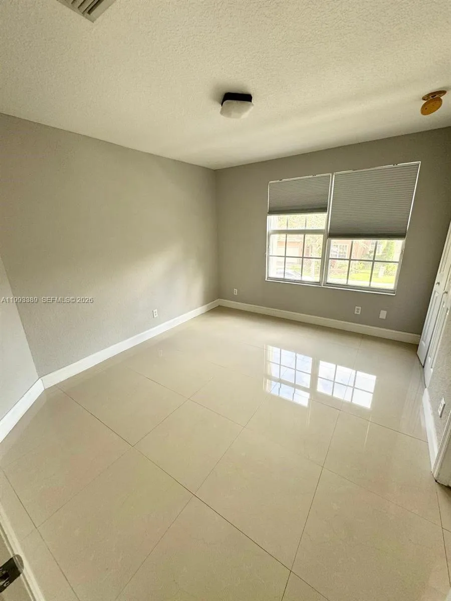 4451 E Seneca Ave, Weston, Florida 33332, Weston, Florida 33332, 5 Bedrooms Bedrooms, ,4 BathroomsBathrooms,Residential Lease,For Rent,4451 E Seneca Ave, Weston, Florida 33332,A11993389
