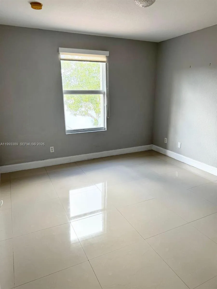 4451 E Seneca Ave, Weston, Florida 33332, Weston, Florida 33332, 5 Bedrooms Bedrooms, ,4 BathroomsBathrooms,Residential Lease,For Rent,4451 E Seneca Ave, Weston, Florida 33332,A11993389