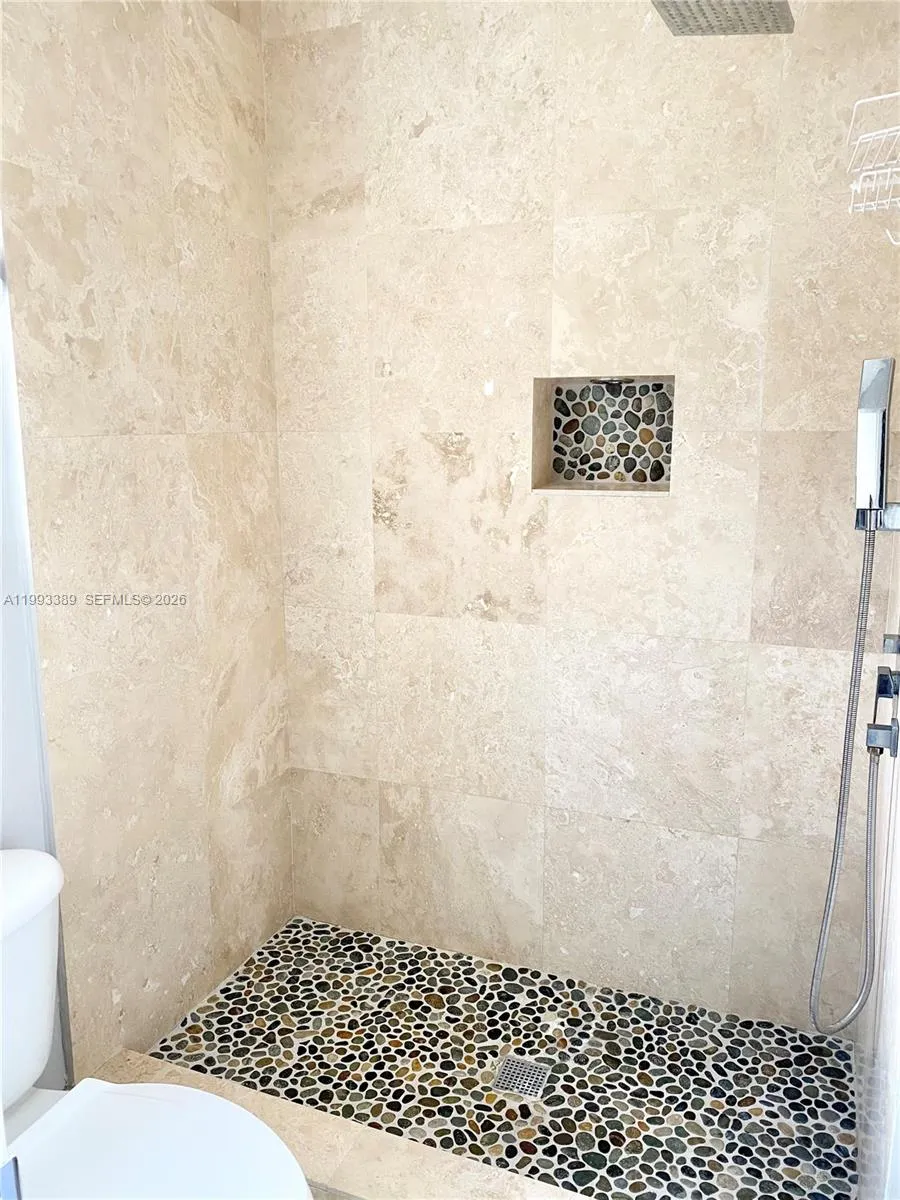 4451 E Seneca Ave, Weston, Florida 33332, Weston, Florida 33332, 5 Bedrooms Bedrooms, ,4 BathroomsBathrooms,Residential Lease,For Rent,4451 E Seneca Ave, Weston, Florida 33332,A11993389