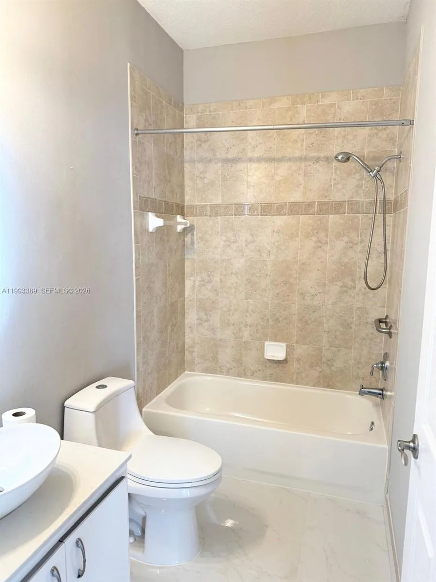4451 E Seneca Ave, Weston, Florida 33332, Weston, Florida 33332, 5 Bedrooms Bedrooms, ,4 BathroomsBathrooms,Residential Lease,For Rent,4451 E Seneca Ave, Weston, Florida 33332,A11993389