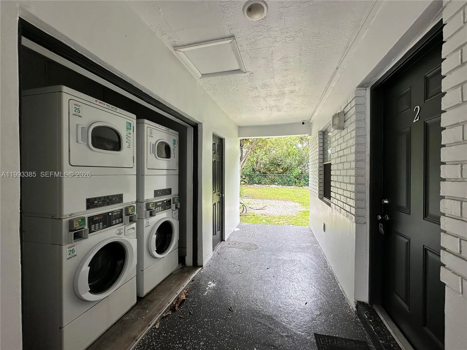 Fort Lauderdale, Florida 33315, 1 Bedroom Bedrooms, ,1 BathroomBathrooms,Residential Lease,For Rent,A11993385