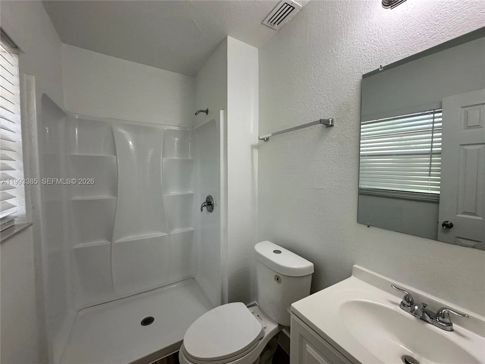 Fort Lauderdale, Florida 33315, 1 Bedroom Bedrooms, ,1 BathroomBathrooms,Residential Lease,For Rent,A11993385