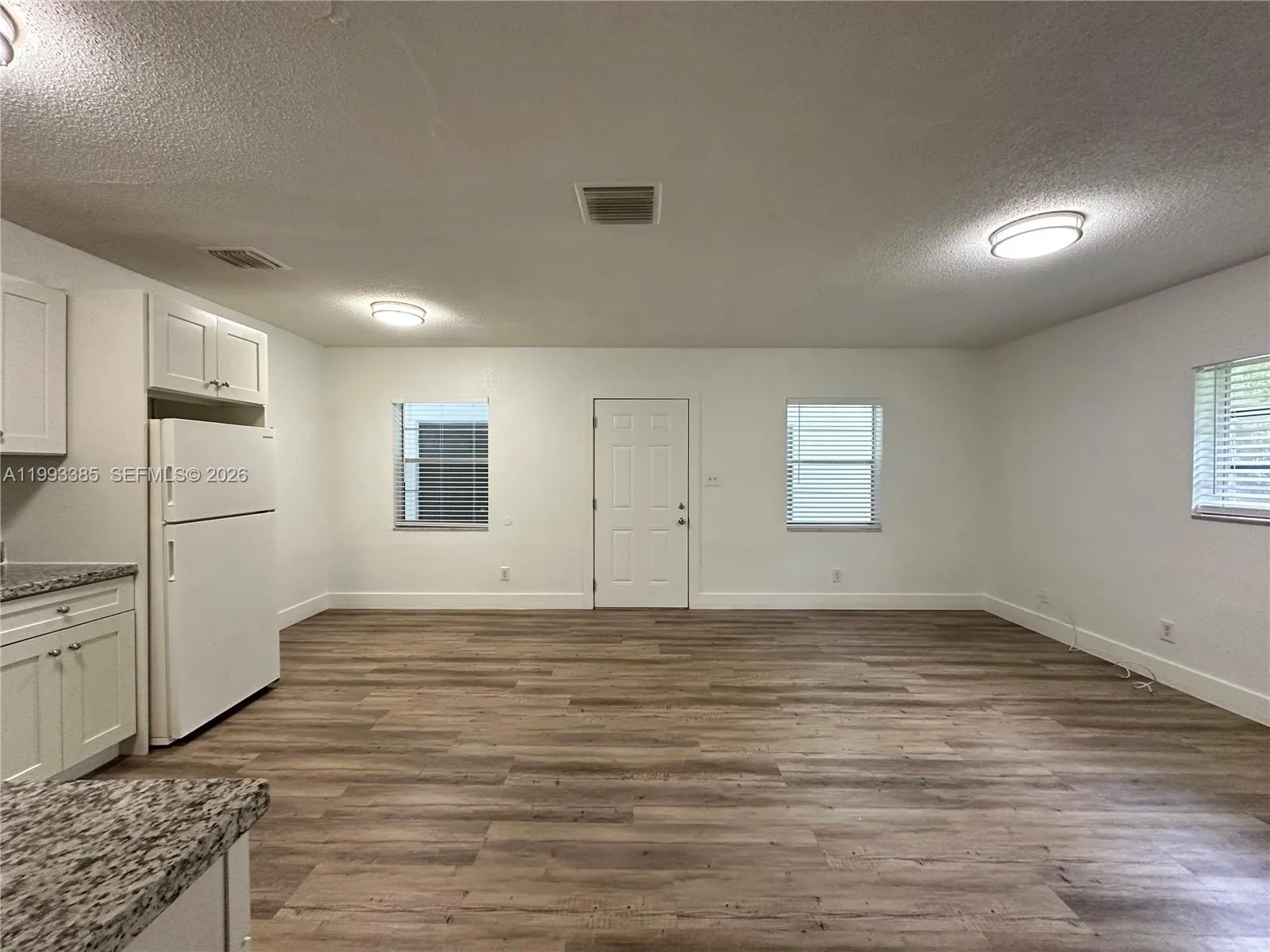 Fort Lauderdale, Florida 33315, 1 Bedroom Bedrooms, ,1 BathroomBathrooms,Residential Lease,For Rent,A11993385