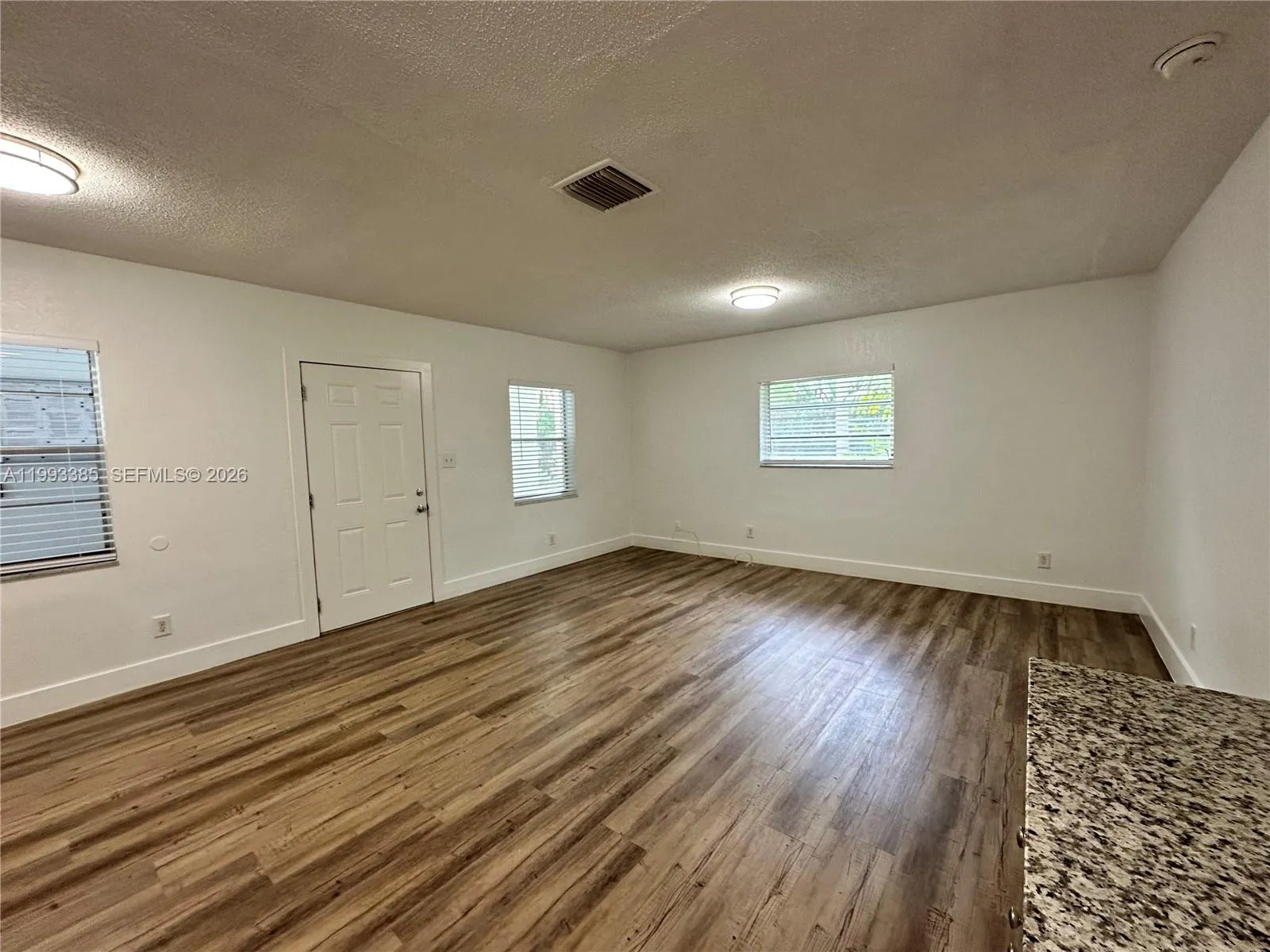 Fort Lauderdale, Florida 33315, 1 Bedroom Bedrooms, ,1 BathroomBathrooms,Residential Lease,For Rent,A11993385