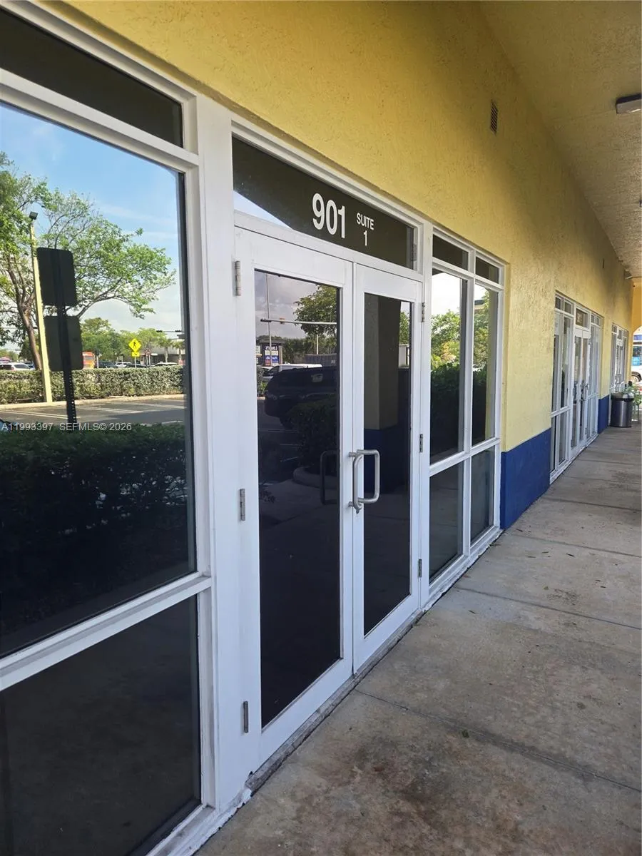 901 N Miami Beach Blvd, North Miami Beach, Florida, North Miami Beach, Florida 33162, ,Commercial Lease,For Rent,901 N Miami Beach Blvd, North Miami Beach, Florida,A11993397