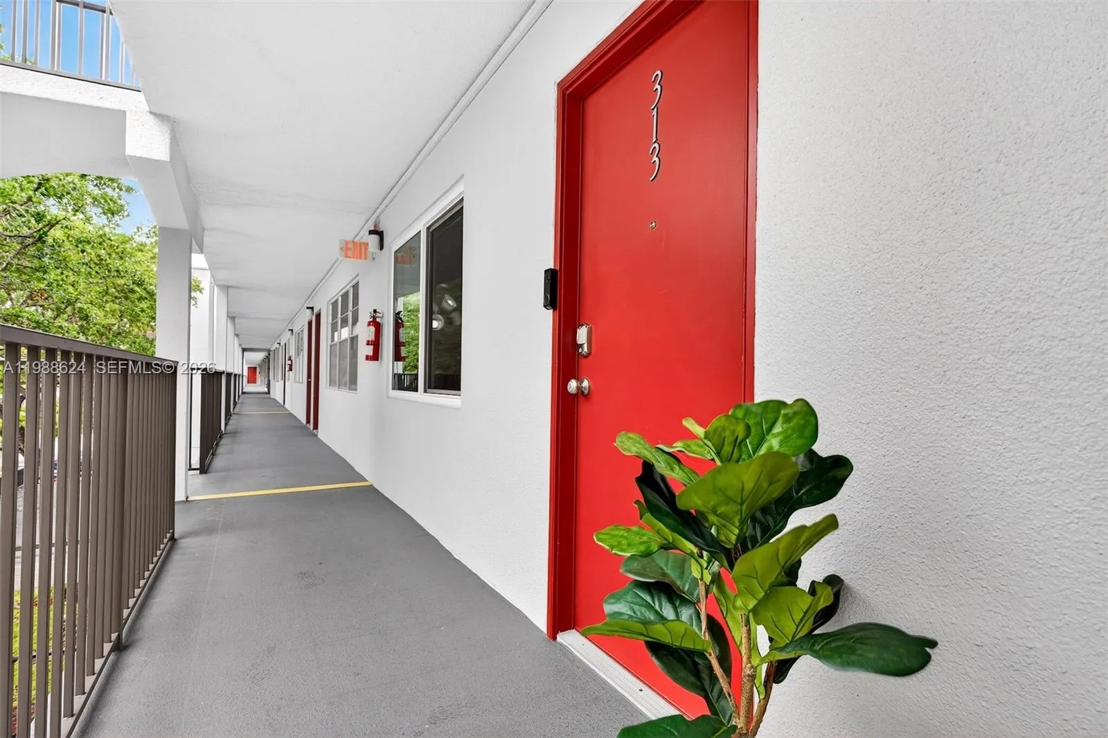 1301 Sw 134th Way 313b, Pembroke Pines, Florida 33, Pembroke Pines, Florida 33027, 2 Bedrooms Bedrooms, ,2 BathroomsBathrooms,Residential,For Sale,1301 Sw 134th Way 313b, Pembroke Pines, Florida 33,A11988624