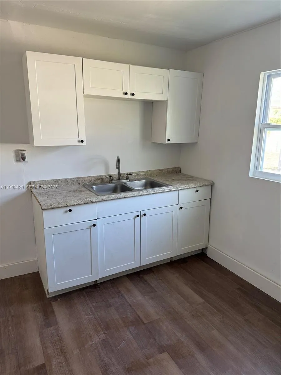 Miami, Florida 33147, 4 Bedrooms Bedrooms, ,2 BathroomsBathrooms,Residential Lease,For Rent,A11993429