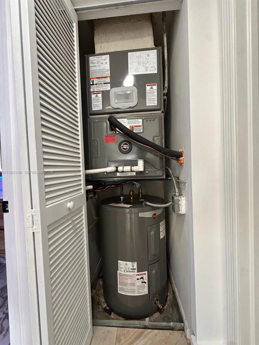 4242 Nw 2nd St 1116, Miami, Florida 33126, Miami, Florida 33126, 2 Bedrooms Bedrooms, ,2 BathroomsBathrooms,Residential,For Sale,4242 Nw 2nd St 1116, Miami, Florida 33126,A11993246