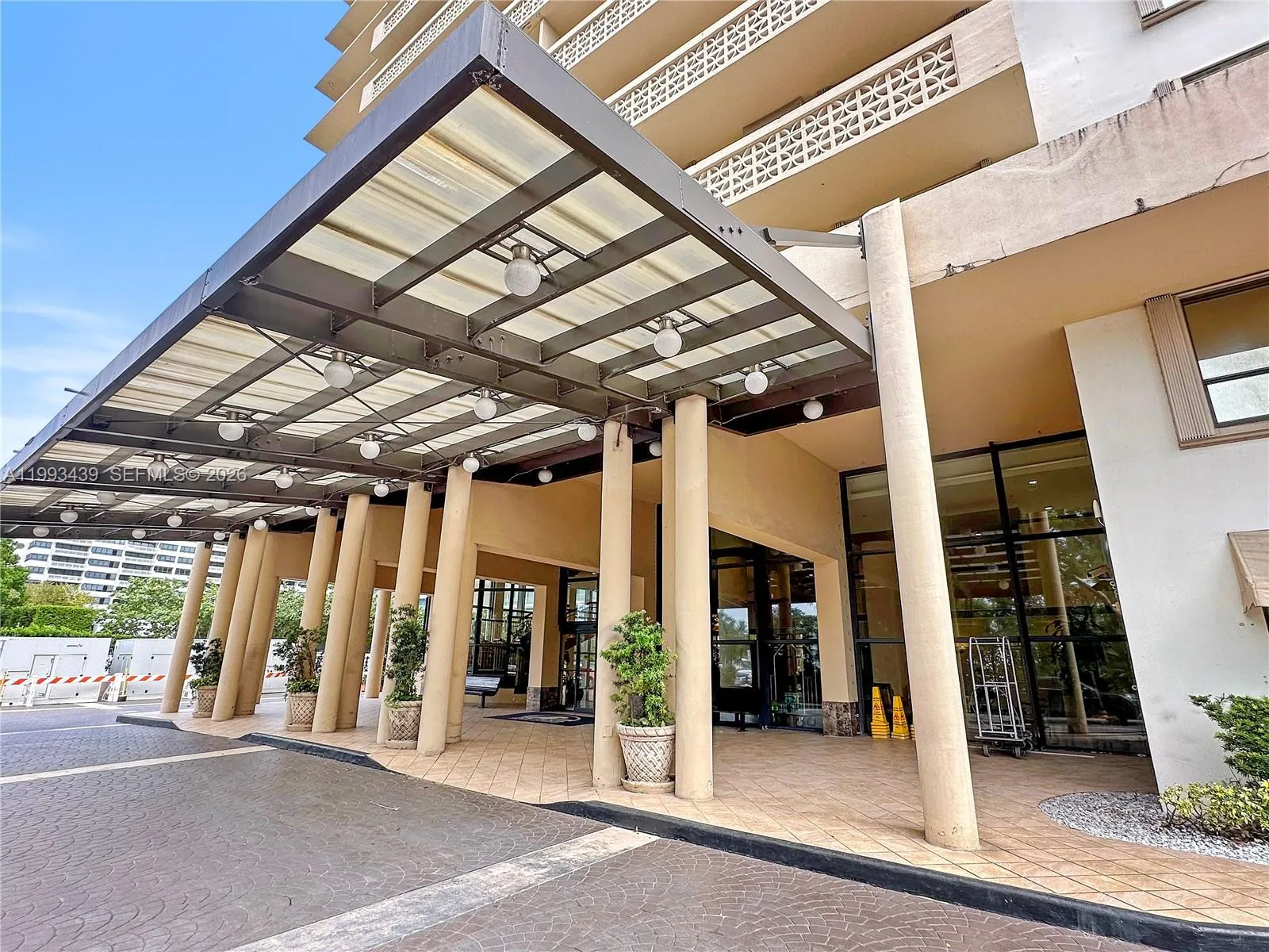 10185 Collins Ave 502, Bal Harbour, Florida 33154, Bal Harbour, Florida 33154, 1 Bedroom Bedrooms, ,1 BathroomBathrooms,Residential Lease,For Rent,10185 Collins Ave 502, Bal Harbour, Florida 33154,A11993439