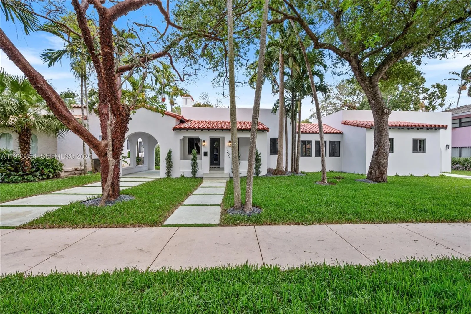 1207 Columbus Blvd, Coral Gables, Florida 33134, Coral Gables, Florida 33134, 4 Bedrooms Bedrooms, ,4 BathroomsBathrooms,Residential,For Sale,1207 Columbus Blvd, Coral Gables, Florida 33134,A11993354
