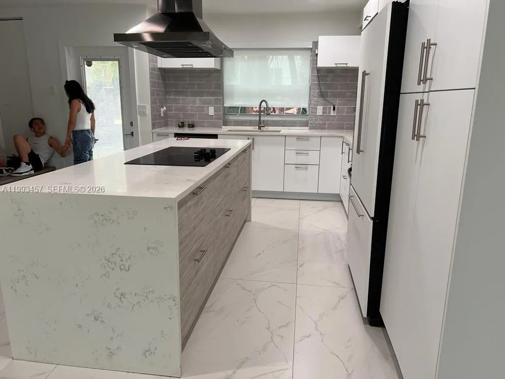 3672 Ne 167th St 31, North Miami Beach, Florida 33, North Miami Beach, Florida 33160, 2 Bedrooms Bedrooms, ,2 BathroomsBathrooms,Residential,For Sale,3672 Ne 167th St 31, North Miami Beach, Florida 33,A11993457