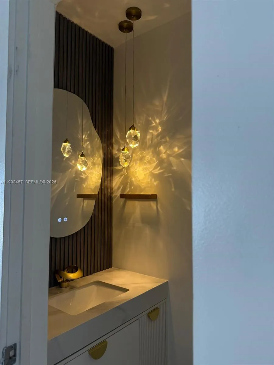 3672 Ne 167th St 31, North Miami Beach, Florida 33, North Miami Beach, Florida 33160, 2 Bedrooms Bedrooms, ,2 BathroomsBathrooms,Residential,For Sale,3672 Ne 167th St 31, North Miami Beach, Florida 33,A11993457