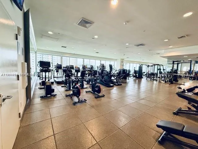 475 Brickell Ave 4910, Miami, Florida 33131, Miami, Florida 33131, ,1 BathroomBathrooms,Residential Lease,For Rent,475 Brickell Ave 4910, Miami, Florida 33131,A11993458