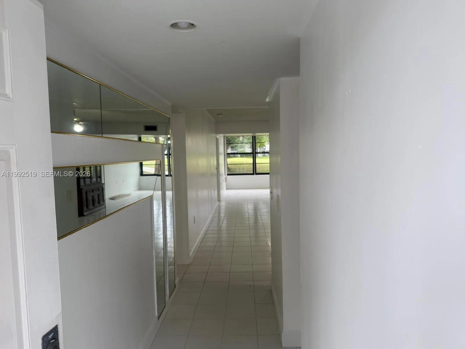 1709 Whitehall Dr 103, Davie, Florida 33324, Davie, Florida 33324, 2 Bedrooms Bedrooms, ,2 BathroomsBathrooms,Residential,For Sale,1709 Whitehall Dr 103, Davie, Florida 33324,A11992519