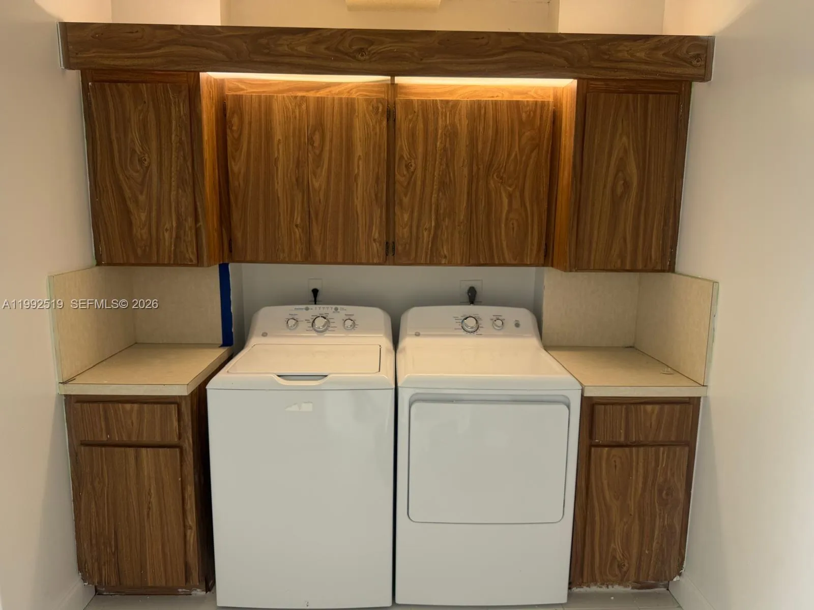 1709 Whitehall Dr 103, Davie, Florida 33324, Davie, Florida 33324, 2 Bedrooms Bedrooms, ,2 BathroomsBathrooms,Residential,For Sale,1709 Whitehall Dr 103, Davie, Florida 33324,A11992519