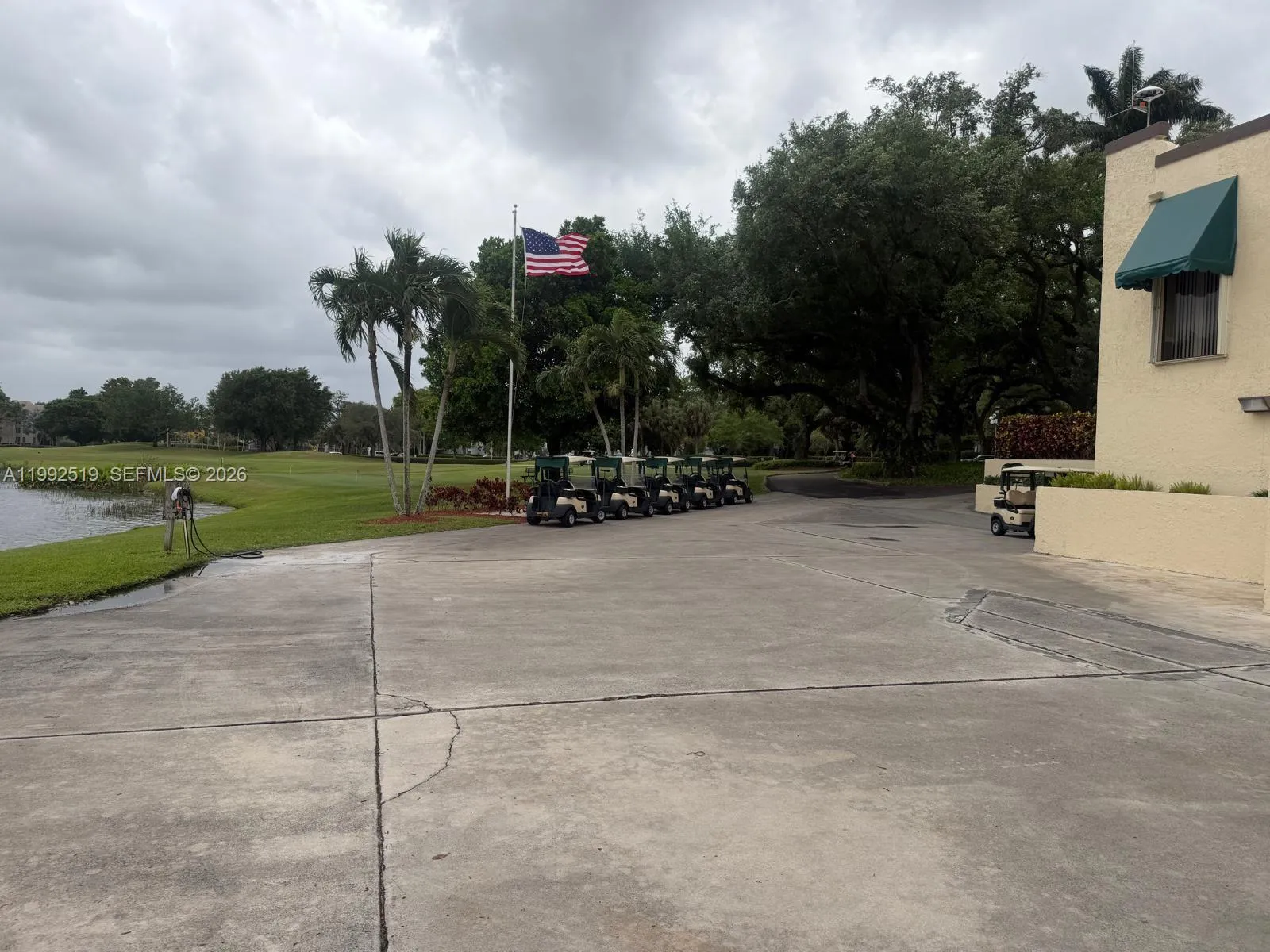 1709 Whitehall Dr 103, Davie, Florida 33324, Davie, Florida 33324, 2 Bedrooms Bedrooms, ,2 BathroomsBathrooms,Residential,For Sale,1709 Whitehall Dr 103, Davie, Florida 33324,A11992519