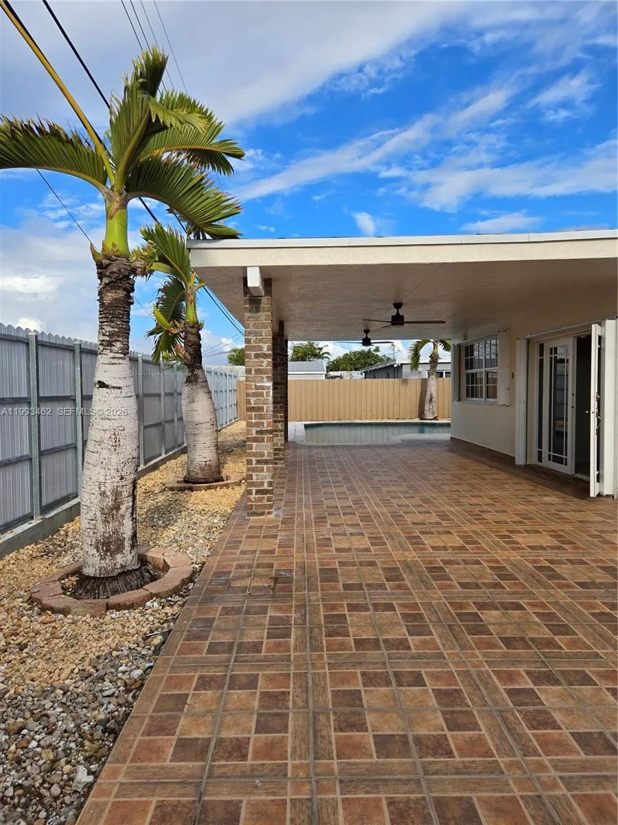 10475 Sw 42 Te 0, Unincorporated Dade, Florida 331, Unincorporated Dade, Florida 33165, 4 Bedrooms Bedrooms, ,3 BathroomsBathrooms,Residential Lease,For Rent,10475 Sw 42 Te 0, Unincorporated Dade, Florida 331,A11993462