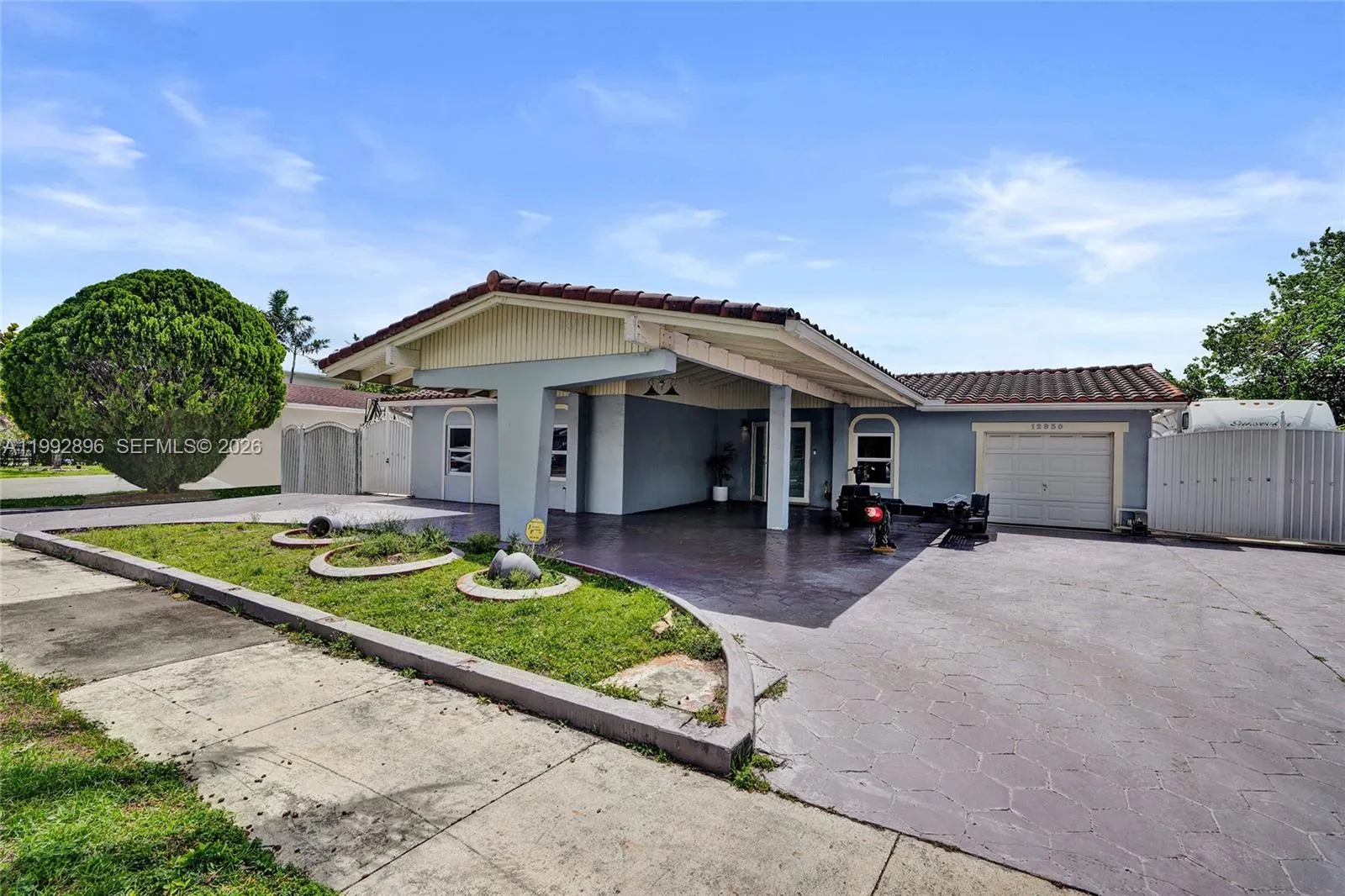 Miami, Florida 33183, 4 Bedrooms Bedrooms, ,2 BathroomsBathrooms,Residential,For Sale,A11992896