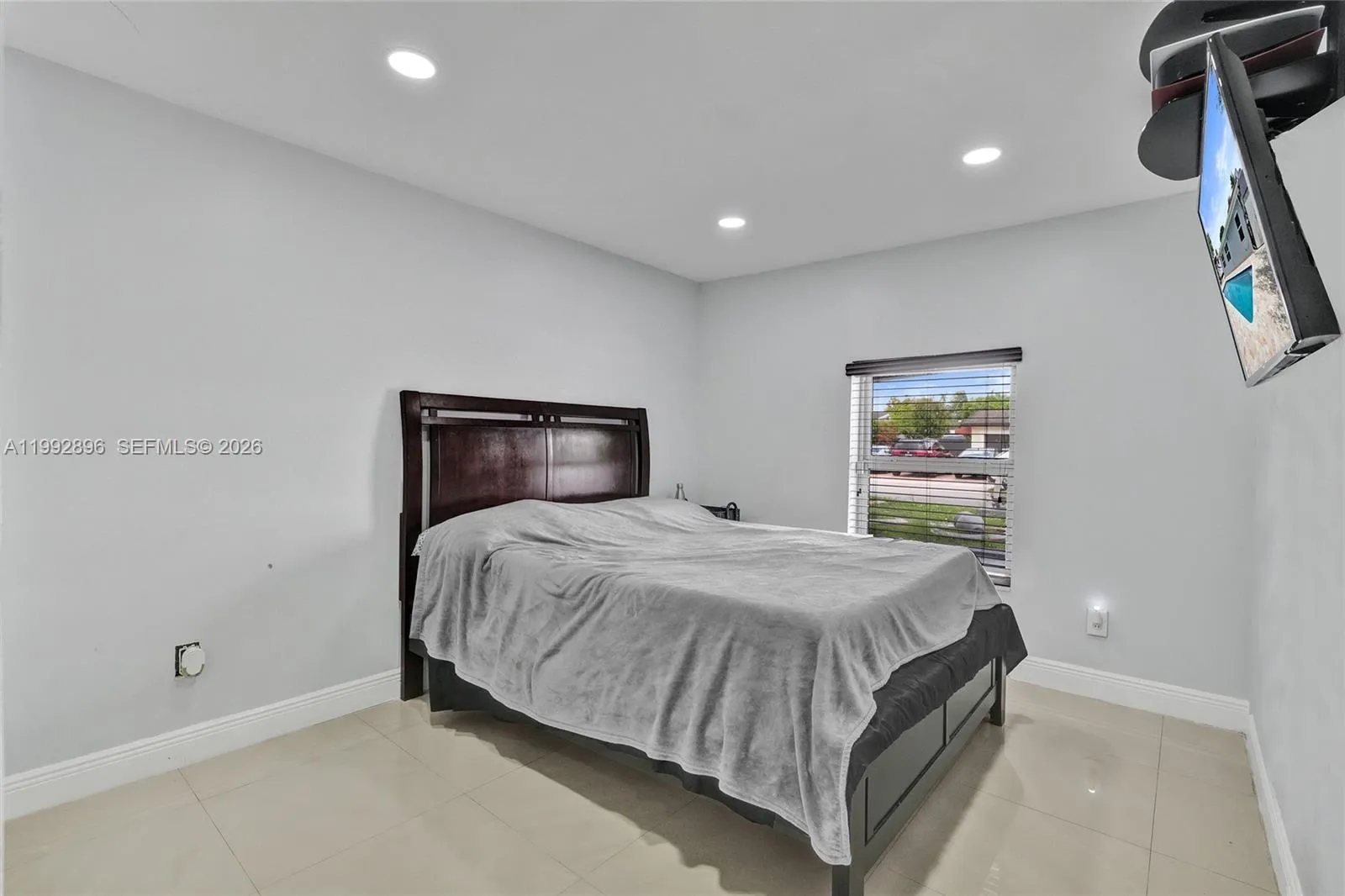 Miami, Florida 33183, 4 Bedrooms Bedrooms, ,2 BathroomsBathrooms,Residential,For Sale,A11992896