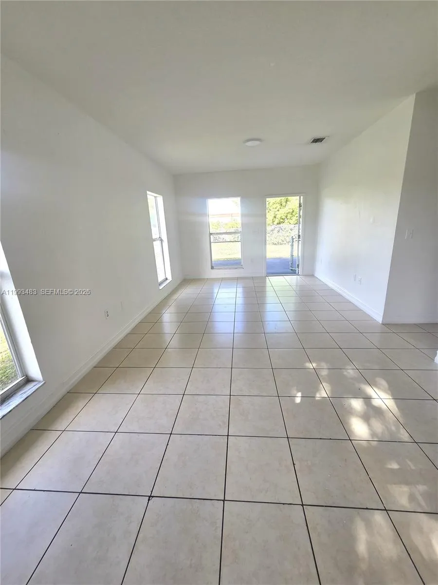 10357 Sw 178th St 10357, Miami, Florida 33157, Miami, Florida 33157, 3 Bedrooms Bedrooms, ,2 BathroomsBathrooms,Residential Lease,For Rent,10357 Sw 178th St 10357, Miami, Florida 33157,A11993483