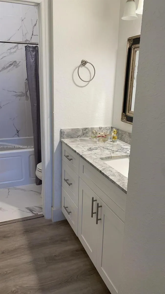 6104 Nw 114th Pl 213, Doral, Florida 33178, Doral, Florida 33178, 3 Bedrooms Bedrooms, ,2 BathroomsBathrooms,Residential Lease,For Rent,6104 Nw 114th Pl 213, Doral, Florida 33178,A11975533