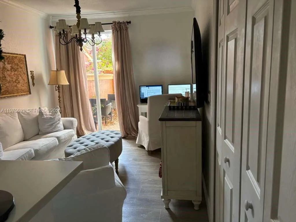 6104 Nw 114th Pl 213, Doral, Florida 33178, Doral, Florida 33178, 3 Bedrooms Bedrooms, ,2 BathroomsBathrooms,Residential Lease,For Rent,6104 Nw 114th Pl 213, Doral, Florida 33178,A11975533