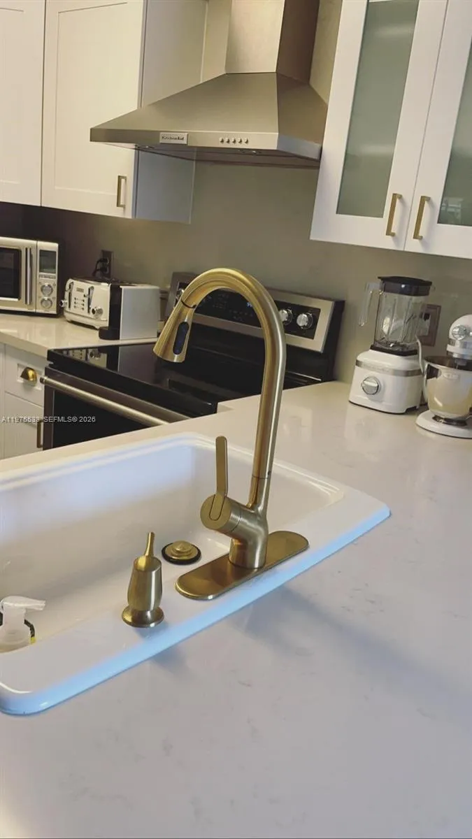 6104 Nw 114th Pl 213, Doral, Florida 33178, Doral, Florida 33178, 3 Bedrooms Bedrooms, ,2 BathroomsBathrooms,Residential Lease,For Rent,6104 Nw 114th Pl 213, Doral, Florida 33178,A11975533