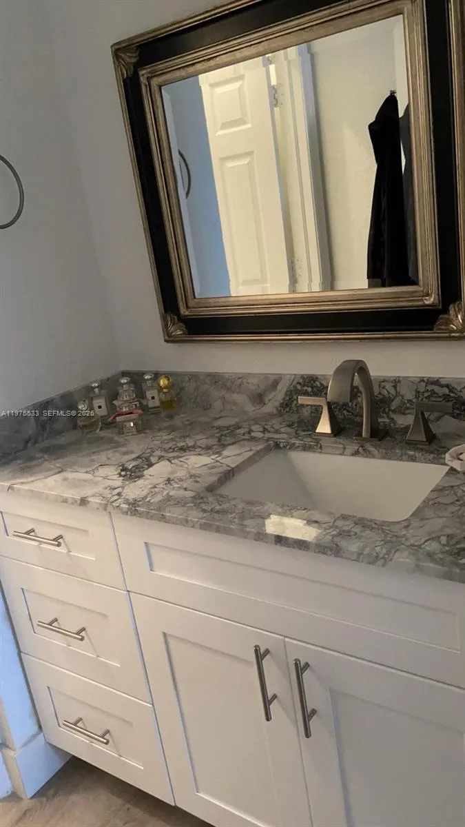 6104 Nw 114th Pl 213, Doral, Florida 33178, Doral, Florida 33178, 3 Bedrooms Bedrooms, ,2 BathroomsBathrooms,Residential Lease,For Rent,6104 Nw 114th Pl 213, Doral, Florida 33178,A11975533