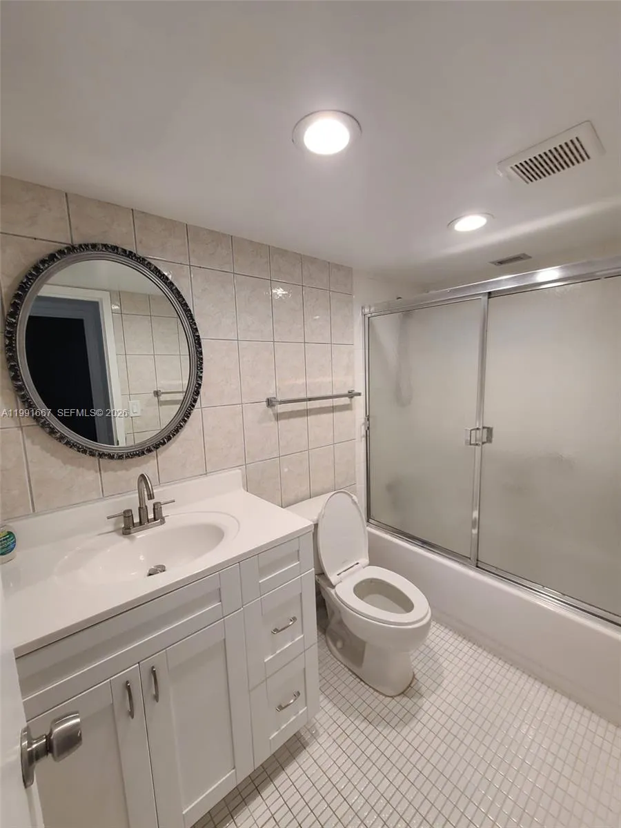 17570 Atlantic Blvd 501, Sunny Isles Beach, Florid, Sunny Isles Beach, Florida 33160, 2 Bedrooms Bedrooms, ,1 BathroomBathrooms,Residential Lease,For Rent,17570 Atlantic Blvd 501, Sunny Isles Beach, Florid,A11991667