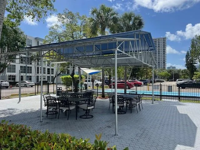 17570 Atlantic Blvd 501, Sunny Isles Beach, Florid, Sunny Isles Beach, Florida 33160, 2 Bedrooms Bedrooms, ,1 BathroomBathrooms,Residential Lease,For Rent,17570 Atlantic Blvd 501, Sunny Isles Beach, Florid,A11991667