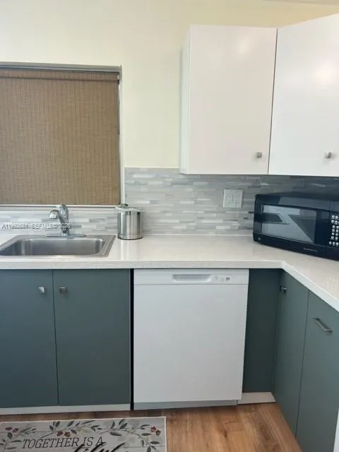 7900 Tatum Waterway Dr 503, Miami Beach, Florida 3, Miami Beach, Florida 33141, 2 Bedrooms Bedrooms, ,2 BathroomsBathrooms,Residential Lease,For Rent,7900 Tatum Waterway Dr 503, Miami Beach, Florida 3,A11992681