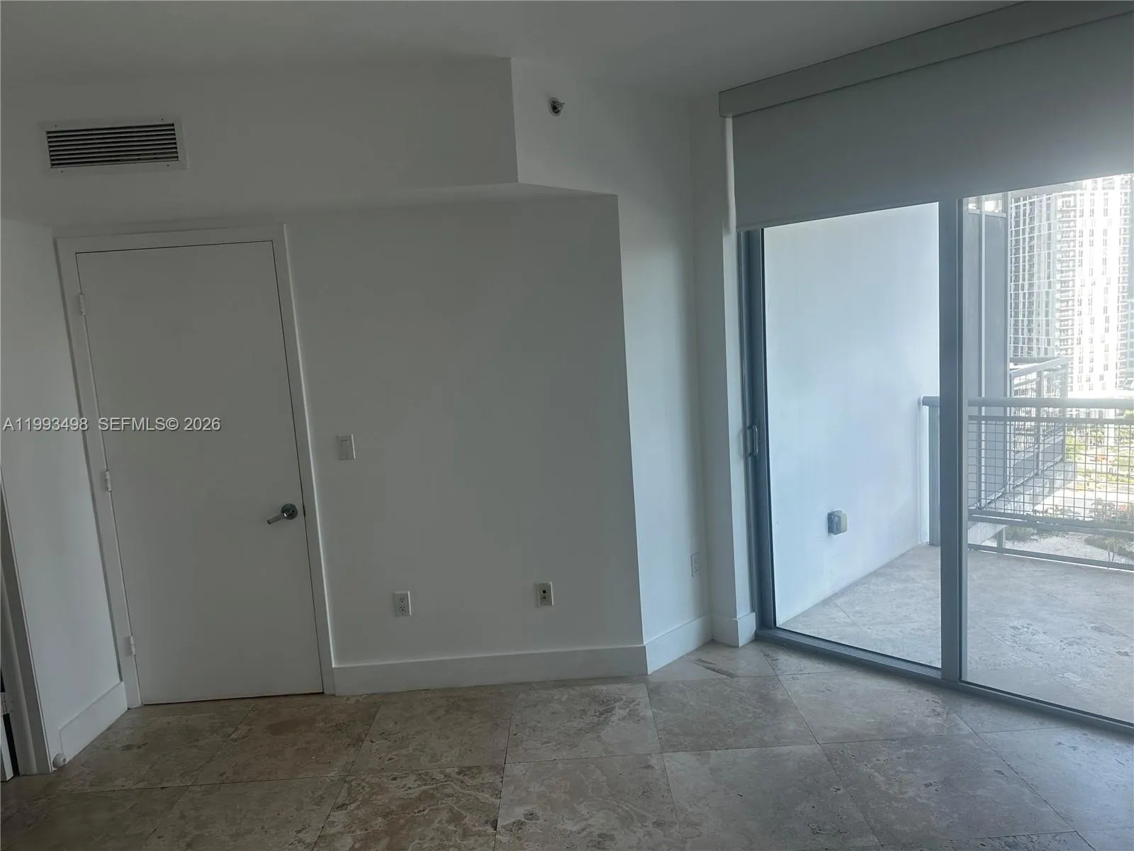 350 S Miami Ave 1704, Miami, Florida 33130, Miami, Florida 33130, 3 Bedrooms Bedrooms, ,2 BathroomsBathrooms,Residential Lease,For Rent,350 S Miami Ave 1704, Miami, Florida 33130,A11993498