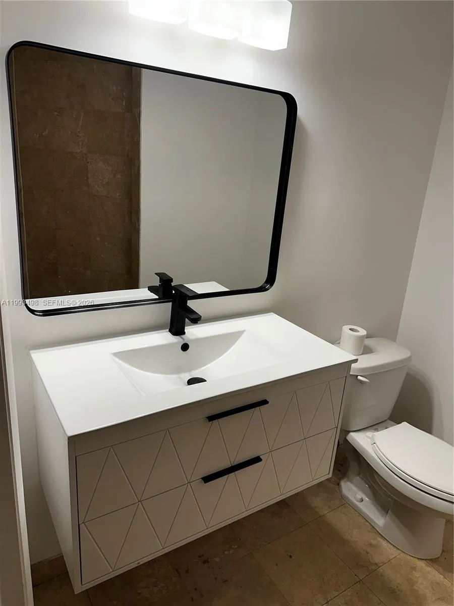 350 S Miami Ave 1704, Miami, Florida 33130, Miami, Florida 33130, 3 Bedrooms Bedrooms, ,2 BathroomsBathrooms,Residential Lease,For Rent,350 S Miami Ave 1704, Miami, Florida 33130,A11993498