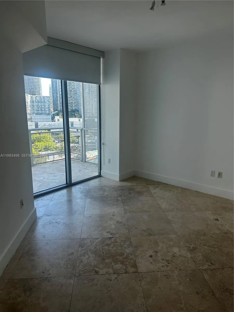 350 S Miami Ave 1704, Miami, Florida 33130, Miami, Florida 33130, 3 Bedrooms Bedrooms, ,2 BathroomsBathrooms,Residential Lease,For Rent,350 S Miami Ave 1704, Miami, Florida 33130,A11993498