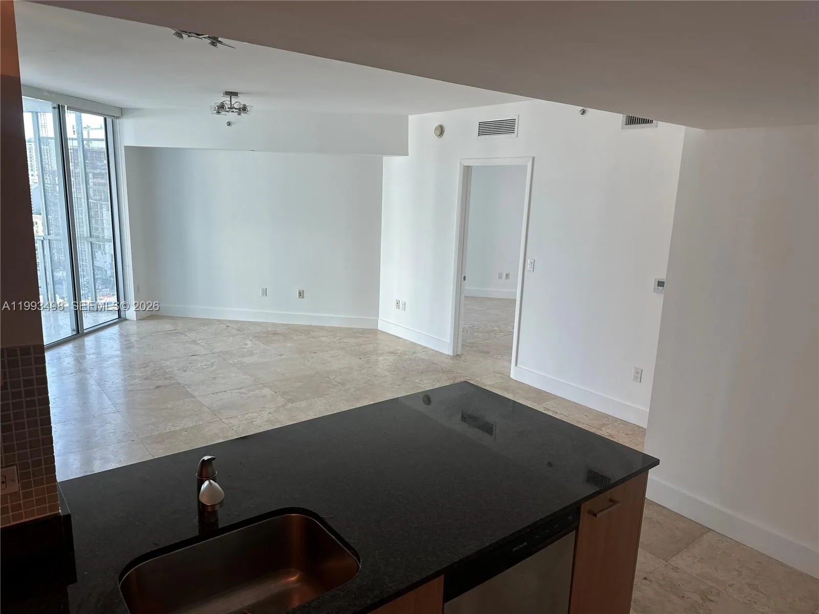 350 S Miami Ave 1704, Miami, Florida 33130, Miami, Florida 33130, 3 Bedrooms Bedrooms, ,2 BathroomsBathrooms,Residential Lease,For Rent,350 S Miami Ave 1704, Miami, Florida 33130,A11993498