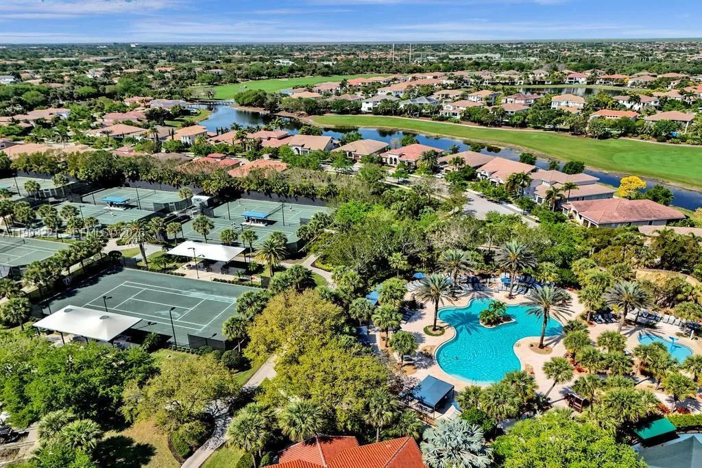 10292 Emerson St, Parkland, Florida 33076, Parkland, Florida 33076, 5 Bedrooms Bedrooms, ,4 BathroomsBathrooms,Residential,For Sale,10292 Emerson St, Parkland, Florida 33076,A11993221
