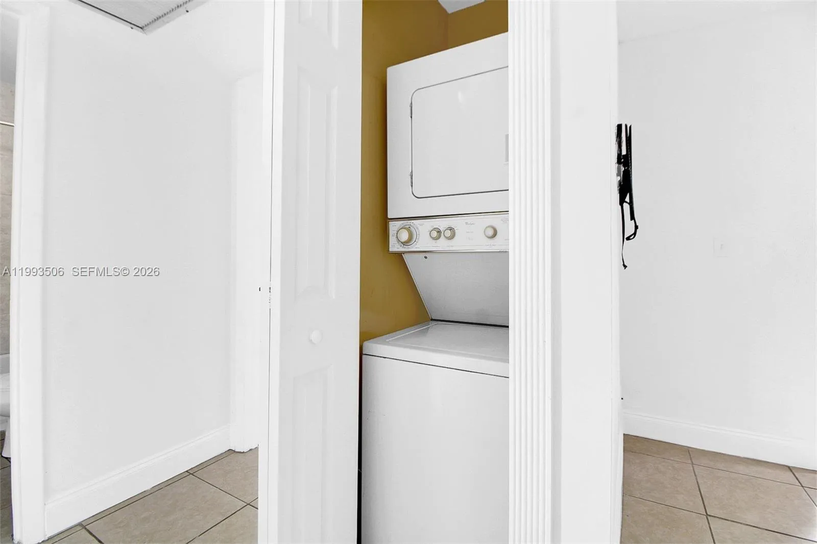 9730 Hammocks Blvd 203-28, Miami, Florida 33196, Miami, Florida 33196, 3 Bedrooms Bedrooms, ,2 BathroomsBathrooms,Residential Lease,For Rent,9730 Hammocks Blvd 203-28, Miami, Florida 33196,A11993506