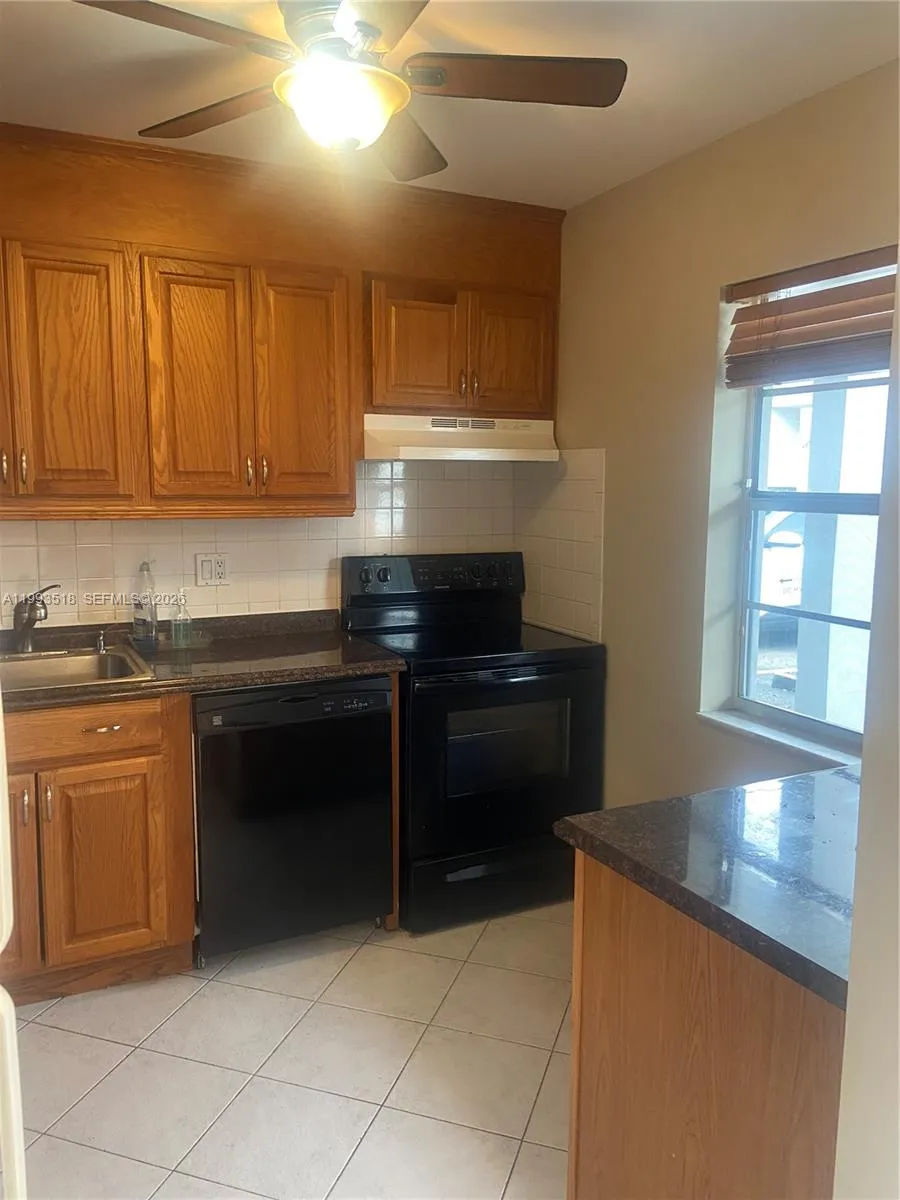 7897 Golf Cir Dr 108, Margate, Florida 33063, Margate, Florida 33063, 1 Bedroom Bedrooms, ,1 BathroomBathrooms,Residential Lease,For Rent,7897 Golf Cir Dr 108, Margate, Florida 33063,A11993518